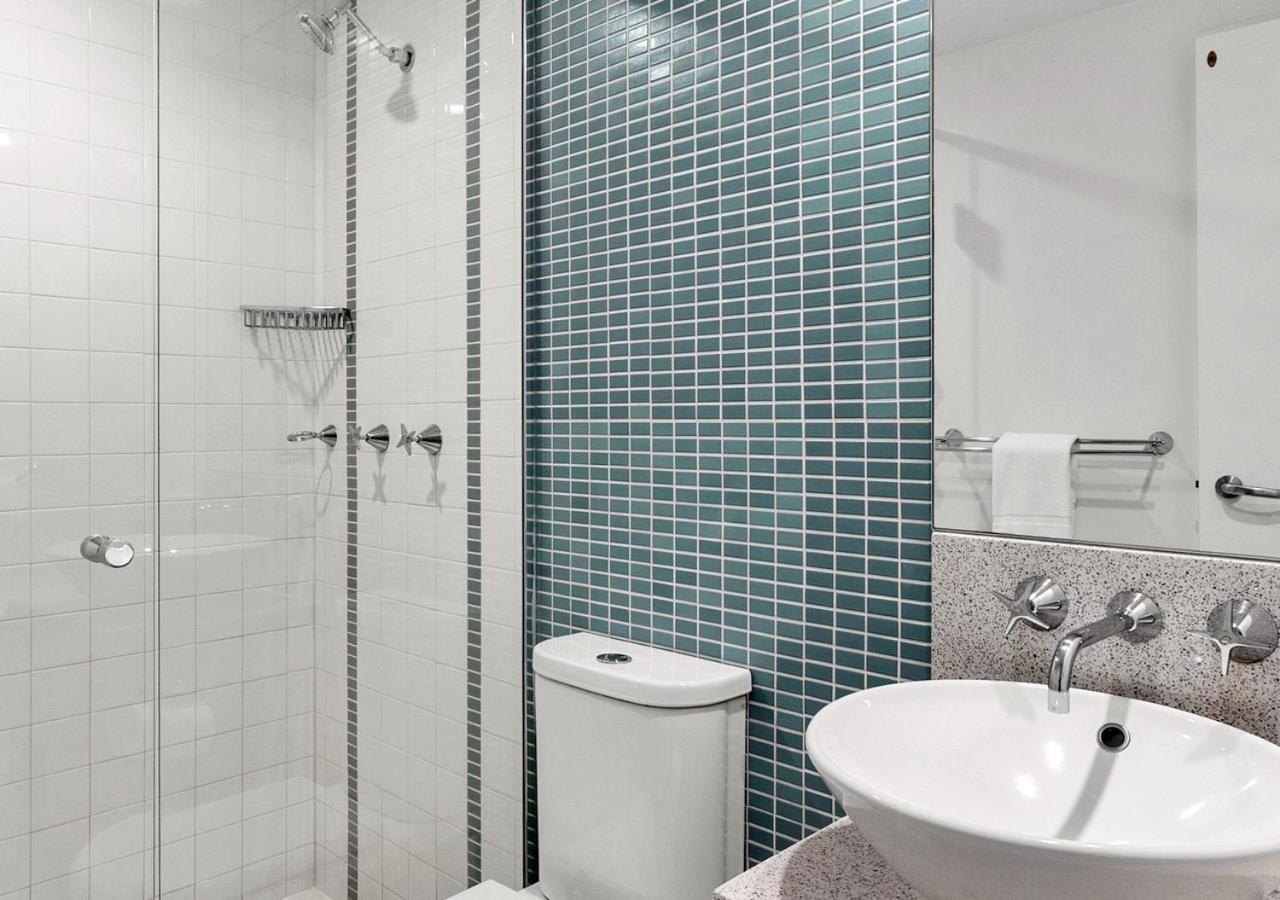 Sensational Ocean View 2 Bedroom Apartment Maroochydore Luaran gambar